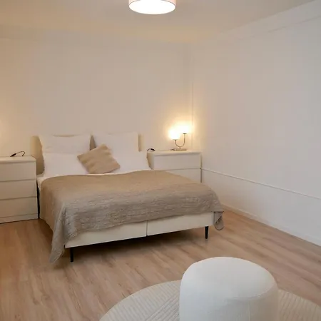 Apartment Moonrooms Cityapartment 2 In