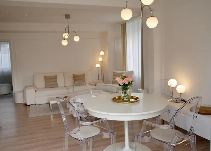 Moonrooms Cityapartment 2 In